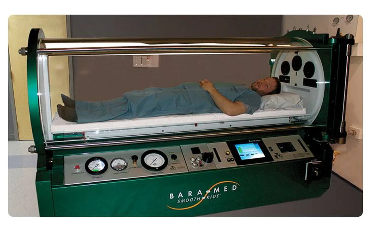 BARA-MED Acrylic Monoplace Hyperbaric Chamber